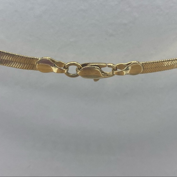 20" Gold Toned Herringbone Necklace || Box Included - Picture 3 of 8